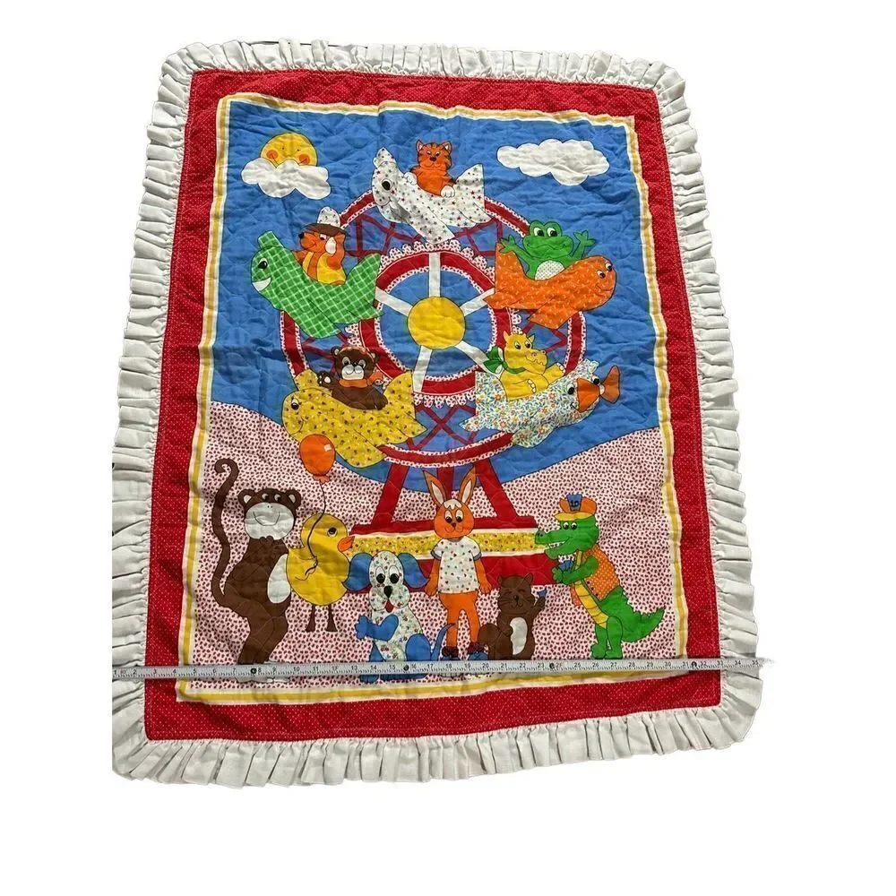 VINTAGE 1980s Pre-printed baby quilt topper animal‎ print 35x44